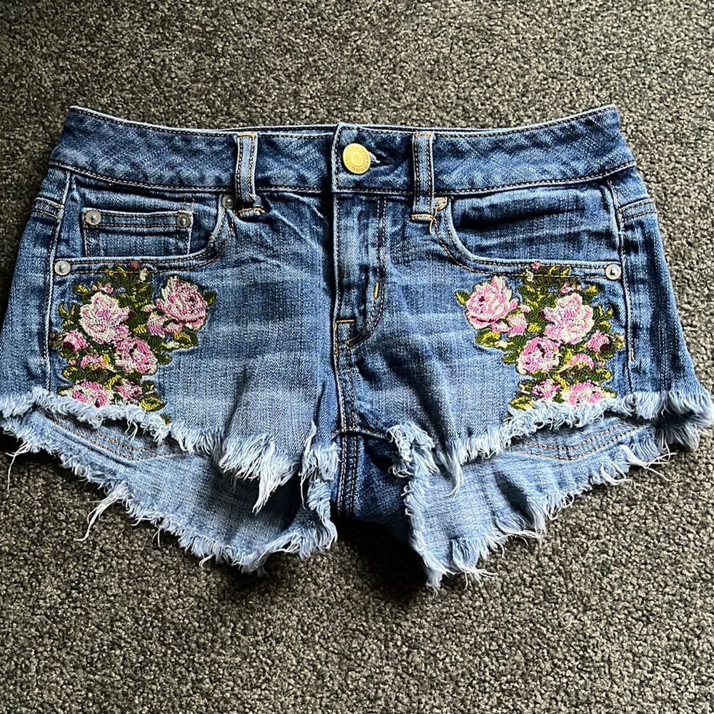 Embroidered American Eagle denim shorts